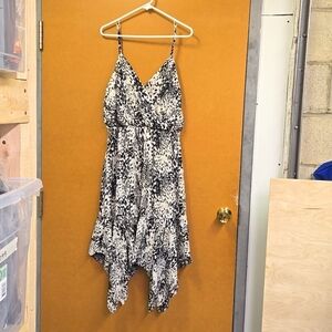 Luxology Size L Black Grey Cream Sleeveless Asymmetrical Midi Dress